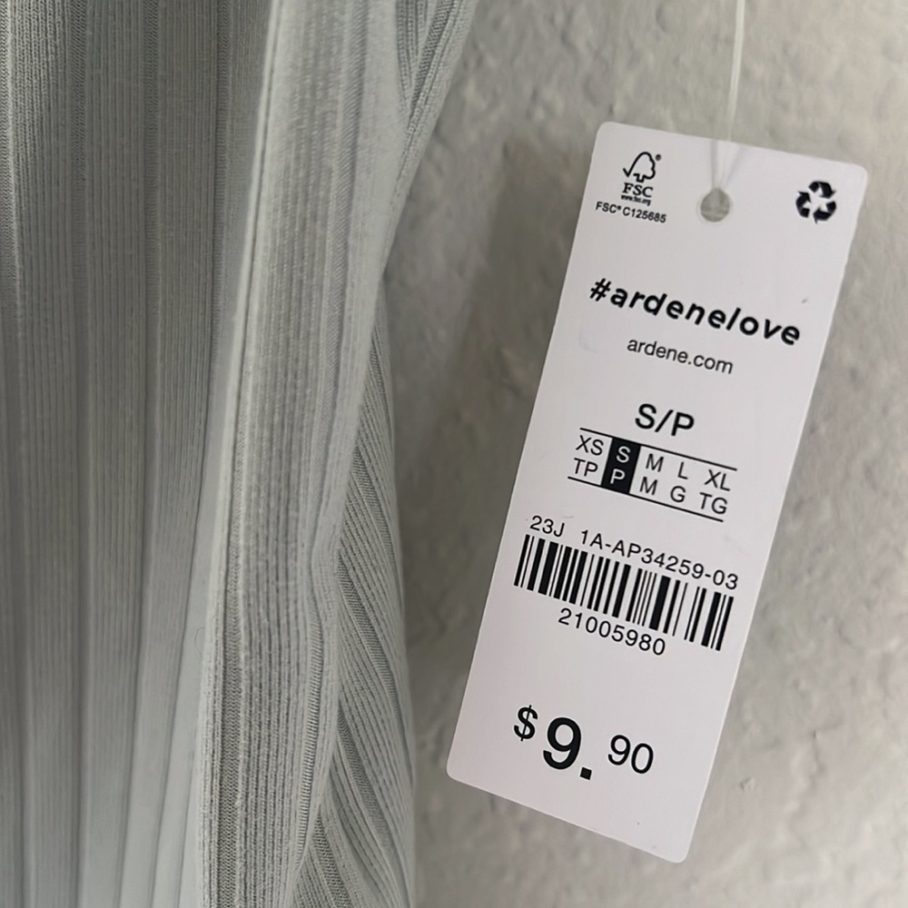 NEW Size small Ardene Bodysuit - Picture 3 of 3